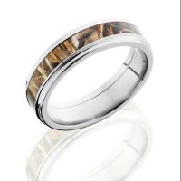 mens-wedding-band-Simsbury-CT-Bill-Selig-Jewelers-LASH-camo-6FGE13-Max4-Polish
