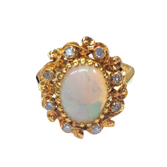 Oval Opal Ring with Diamonds 1053