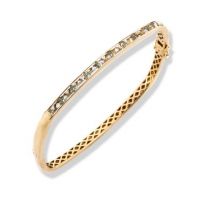 gemstone-bracelet-cirque-Jane-Taylor-B922G-bracelet-with-green-quartz-baguettes-in-yellow-gold