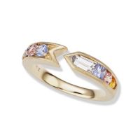 gemstone-ring-cirque-Jane-Taylor-arrow-ring-with-pastel-sapphires-and-white-topaz-yellow-gold