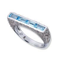 gemstone-ring-rosebud-Jane-Taylor-R95B-ring-blue-topaz-baguette-bar-ring-white-gold