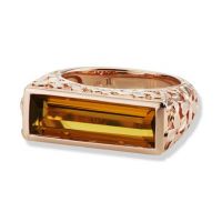 gemstone-ring-rosebud-Jane-Taylor-R95E-ring-cognac-quartz-large-baguette-bar-ring-rose-gold