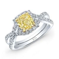 diamond-ring-fashion-yellow-diamonds-Simsbury-CT-Bill-Selig-Jewelers--Kattan-LRCR0521Y100